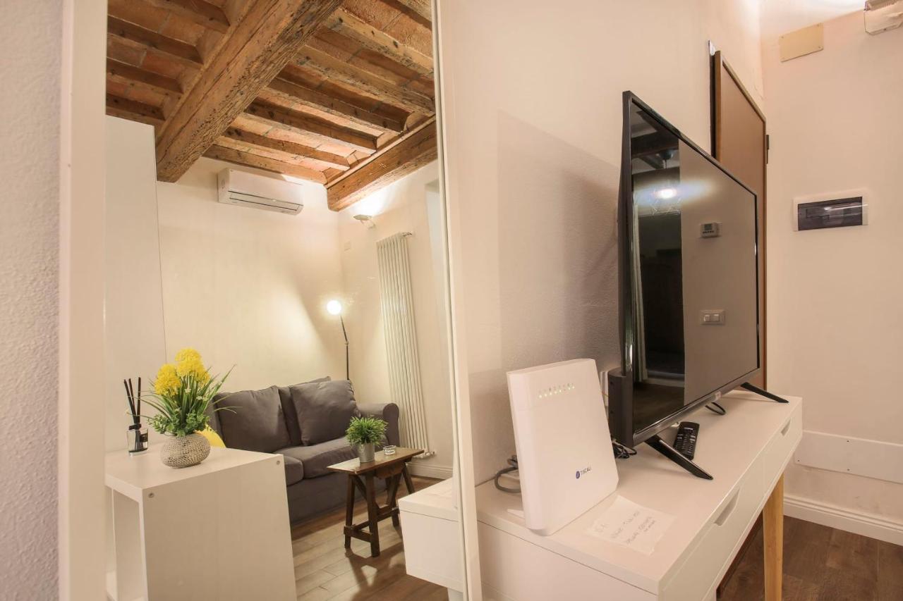 Oltrarno Suite In Firenze Esterno foto